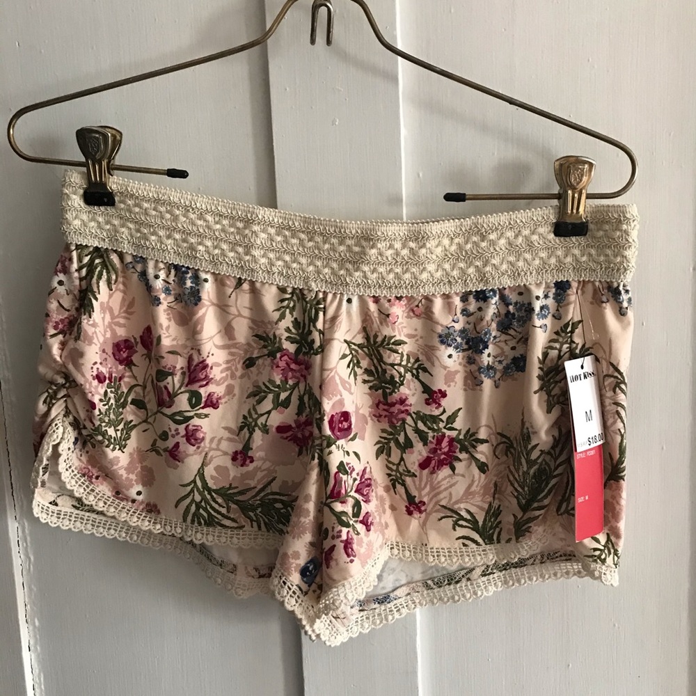 HOT KISS pink floral shirt shorts lace trim MEDIUM